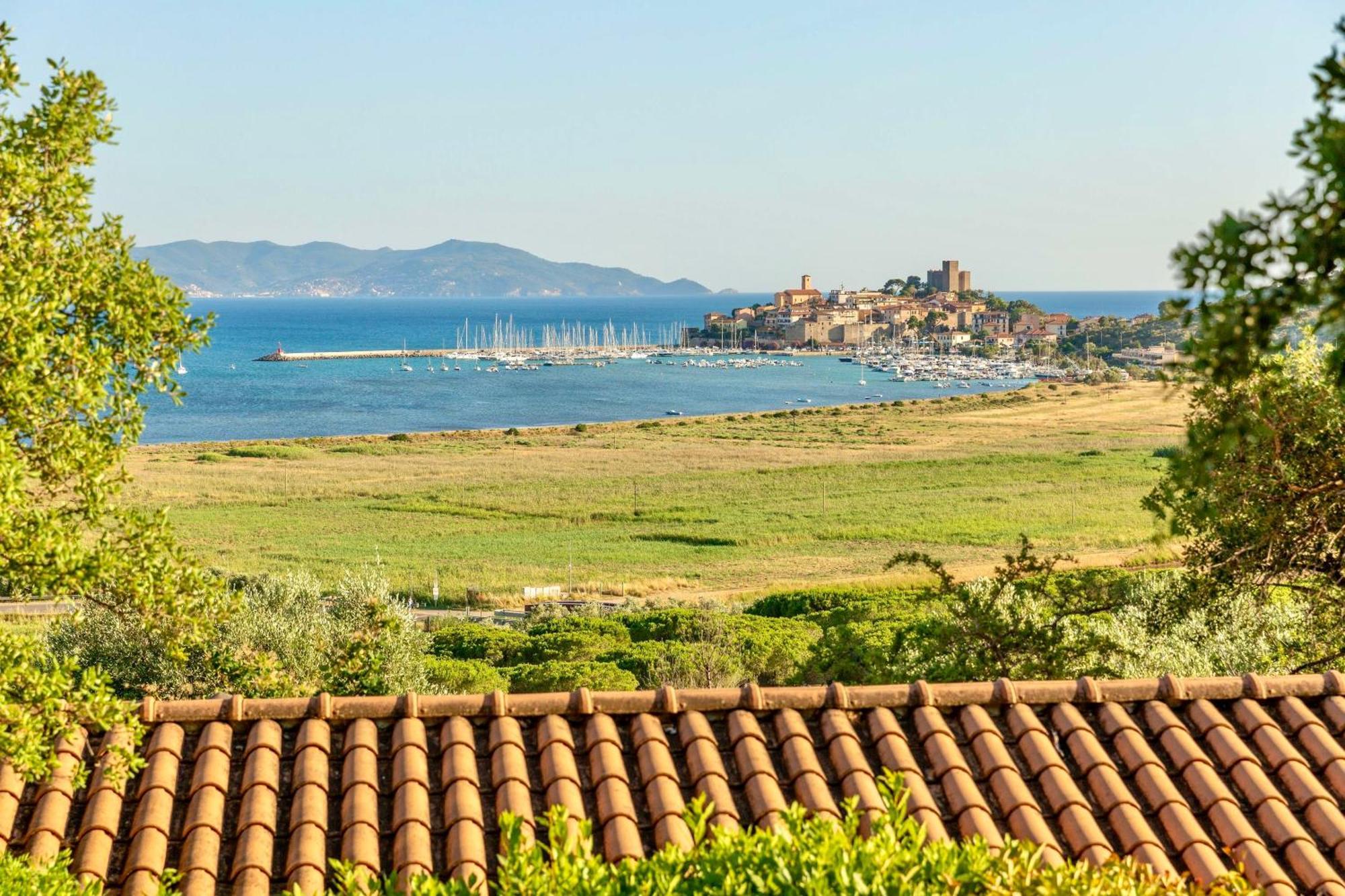 Isa - Residence With Pool And Private Beach In Talamone Just 500 Mt From The Beach Экстерьер фото