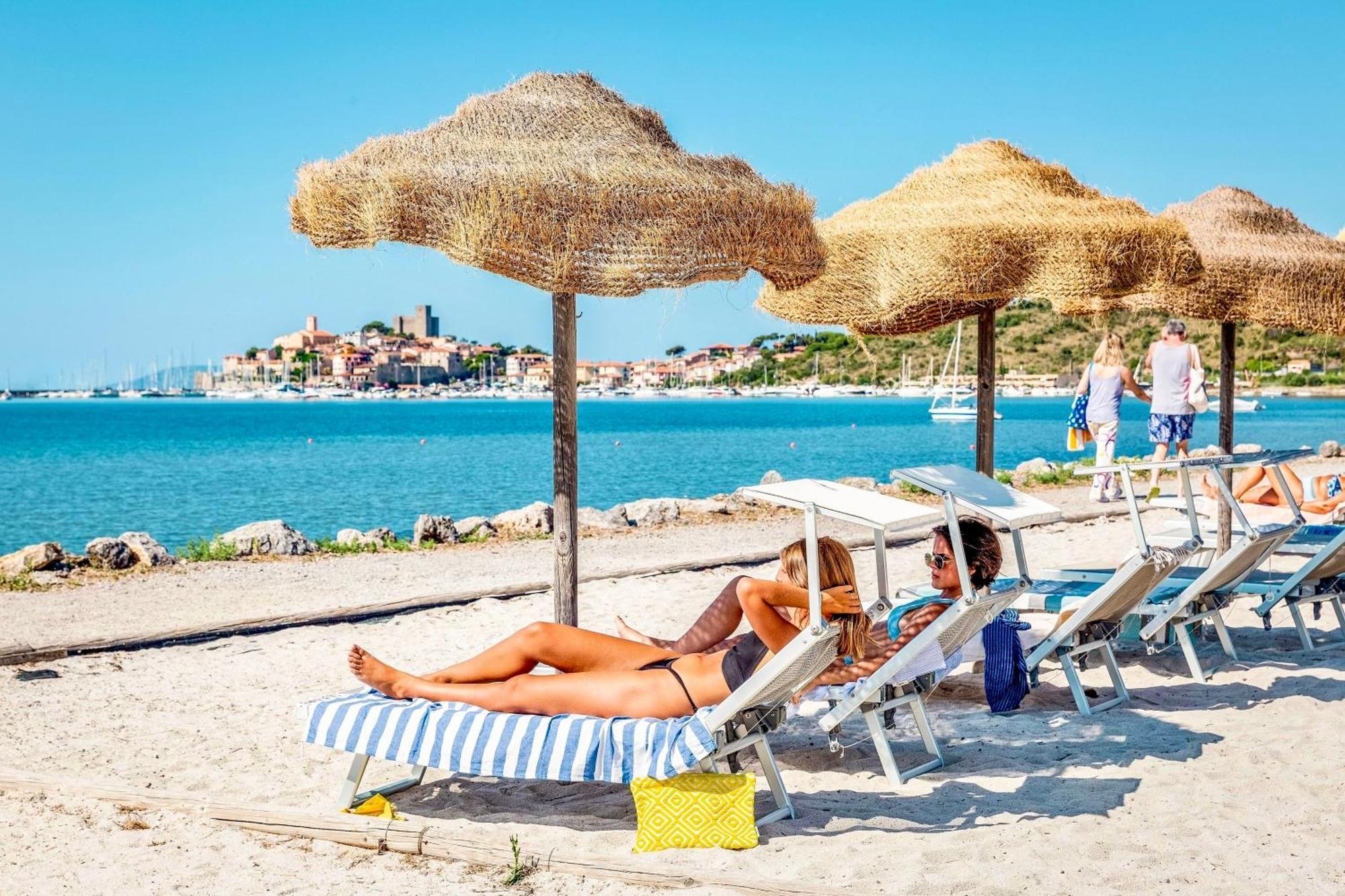 Isa - Residence With Pool And Private Beach In Talamone Just 500 Mt From The Beach Экстерьер фото