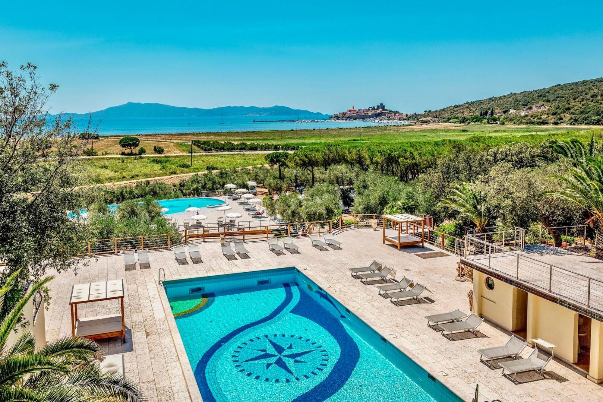 Isa - Residence With Pool And Private Beach In Talamone Just 500 Mt From The Beach Экстерьер фото